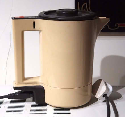 Photo of free kettle (Oakwood LS8) #1