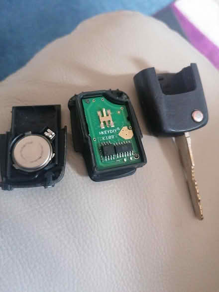 Photo of Old car keys fobs (Parkstone BH14) #3