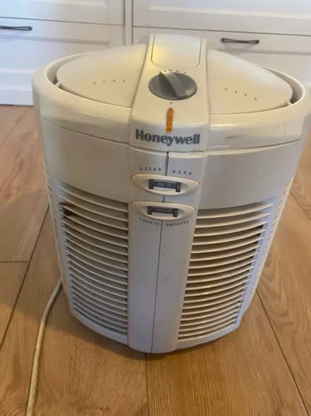 Photo of free Air purifier (Hampton TW12) #3