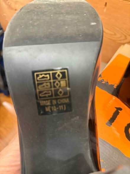 Photo of free Mens 1970s costume shoes (95070) #3