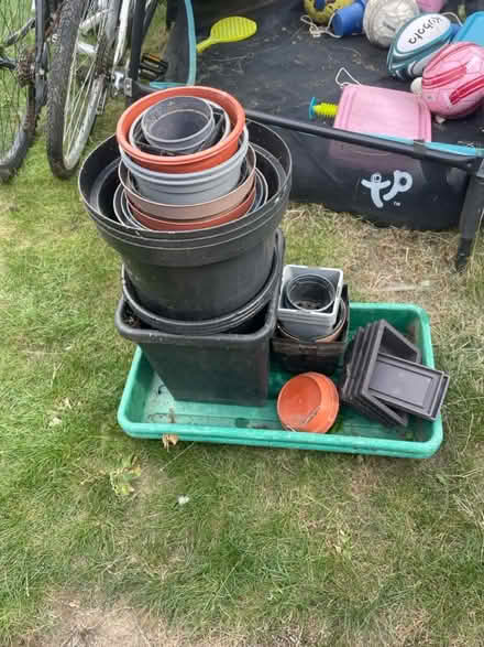 Photo of free Pots (Welwyn Garden City AL7) #1