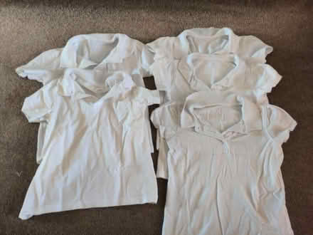 Photo of free White school polo shirts 5-7 (Dy11 5ee marlpool) #4
