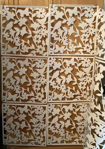 Photo of free Hanging screen - bird/flower design (Winklebury RG23) #3