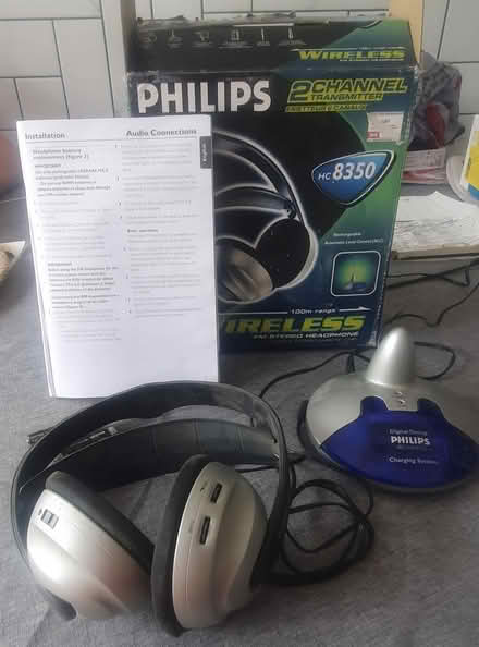Photo of free philips wireless headphones (Croydon, Shirley) #1