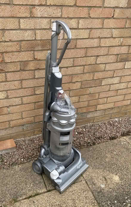 Photo of free Dyson vacuum cleaner (Gleneagles area, Wboro NN8) #1