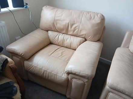 Photo of free Sofa (Temple Rhydding BD17) #2