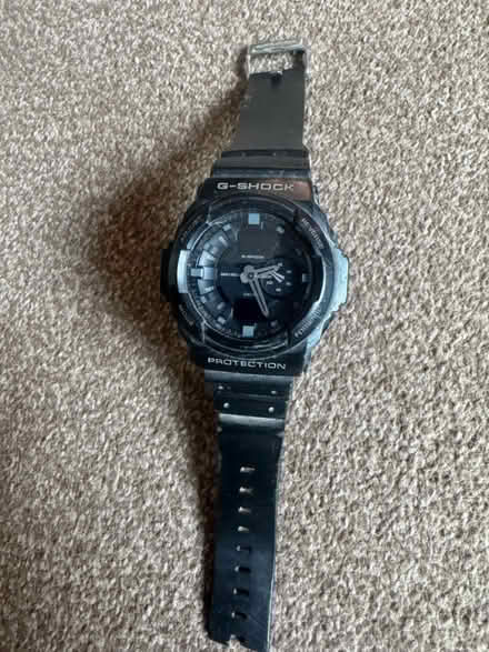 Photo of free Watch (Chalford hill) #1