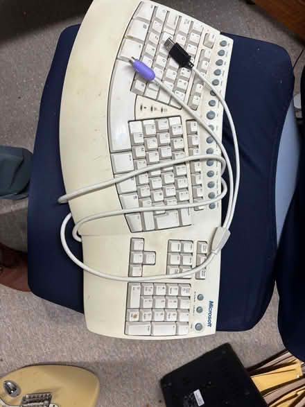 Photo of free Computer keyboard (Roundhay LS8) #1