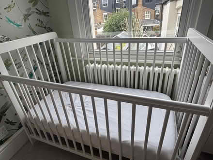 Photo of free White Wooden Cot (Balham SW12) #2