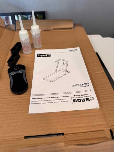 Photo of free Superfit Treadmill (Kirkland Totem Lake) #1
