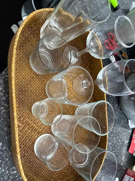 Photo of free glass items (Station Parade E17) #2