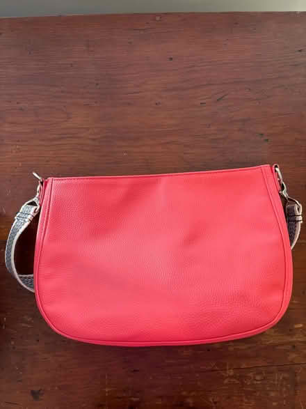 Photo of free Thrity-one purse (Arnold) #1
