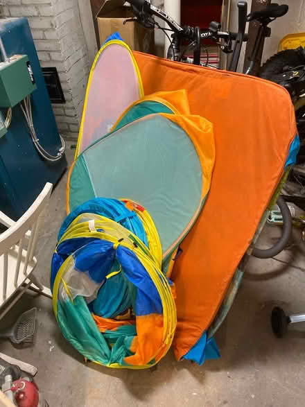 Photo of free Pop up tents and tunnels (Highland Avenue near hospital) #1