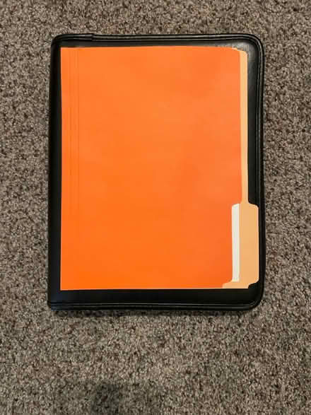 Photo of free zippered leather portfolio (Vienna) #3
