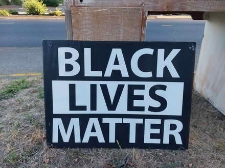 Photo of free BLM! Black Lives Matter Sign (4120 6th Ave ne) #1