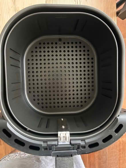 Photo of free Air fryer, large (East Barney EN4) #2