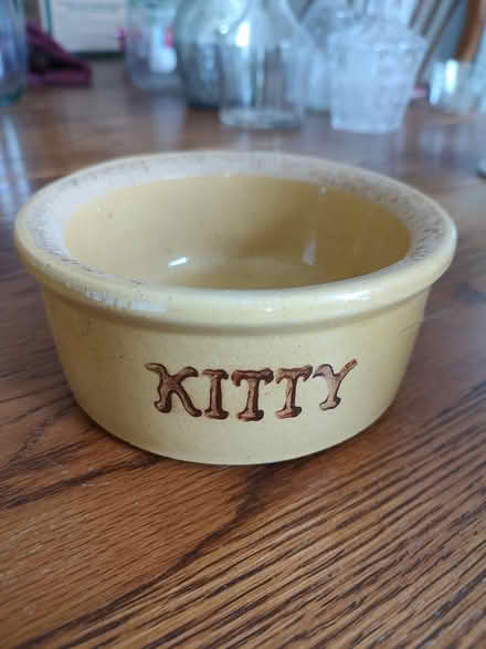 Photo of free Vintage crock bowl (Odenton) #1