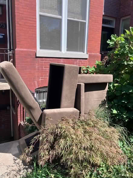Photo of free sofa bed (Columbia) #1