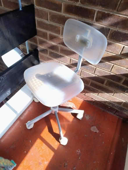 Photo of free Desk chair (Stretford M32) #1