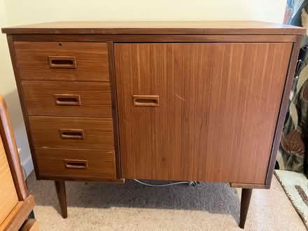 Photo of free Sewing machine (Snatchfield SY6) #3