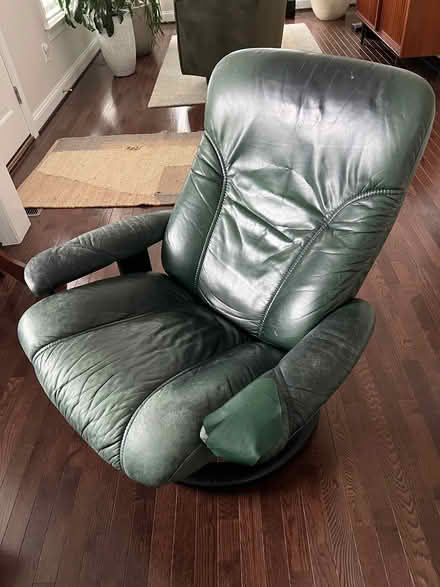 Photo of free Leather Chair (Town of Herndon) #2