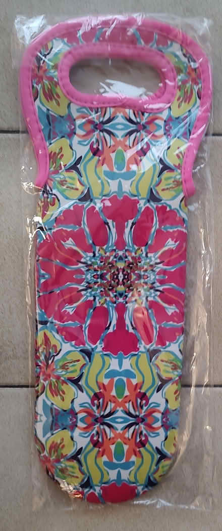Photo of free Bottle carriers (4) ((south) Central Park - Denver) #1