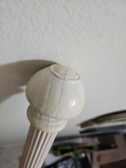 Photo of free Ivory painted curtain rod (Boca Raton West) #2