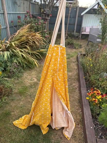 Photo of free Tent for small child (Hale Village) #1