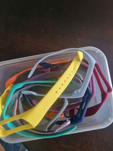 Photo of free Fitbit straps (G40) #1