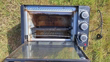 Photo of free Counter top mini oven (Boarhunt PO17) #1