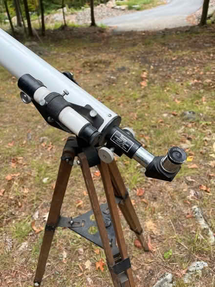 Photo of free Old school astronomical telescope (Lake George, NY) #2