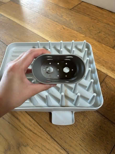 Photo of free Dish drying rack (L6) #3