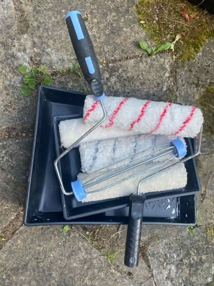 Photo of free Painting rollers and trays (West Malling ME19 6) #1