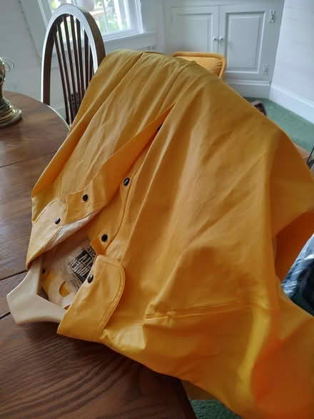Photo of free Rain suit (Odenton) #1