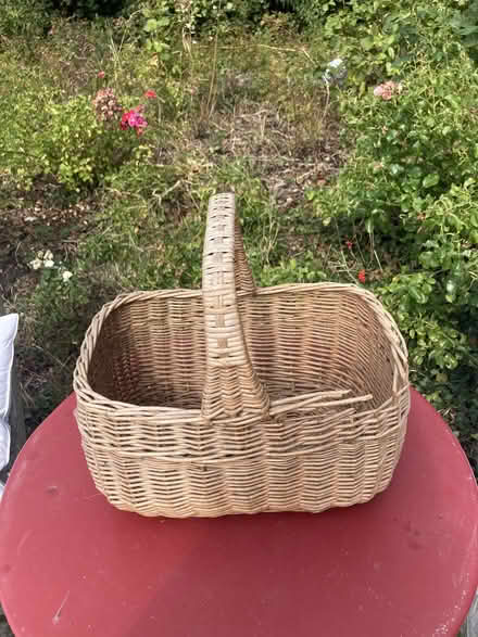 Photo of free 'Red riding hood' basket (Old Radnor LD8) #1