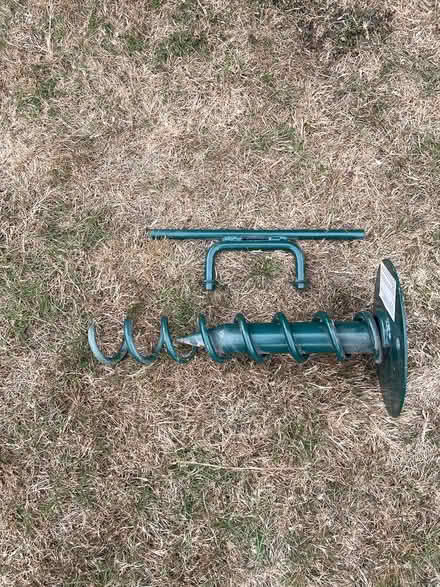 Photo of free Rotary clothes line holder (Maldon CM9) #1