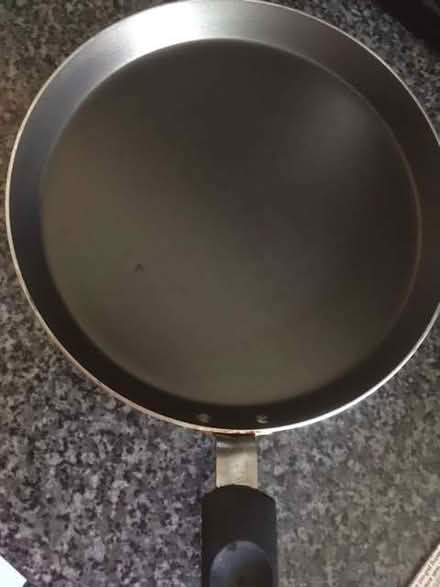 Photo of free pancake/crêpe Pan (Queens Park CM12) #1