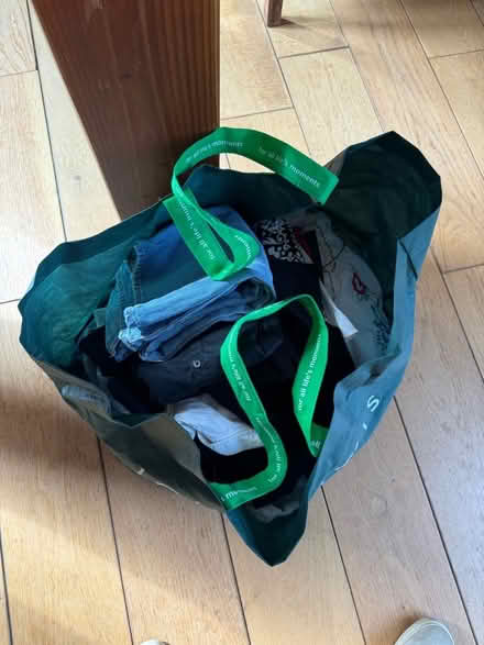 Photo of free A large bag of excellent quality clothes (Cumnor OX2) #1