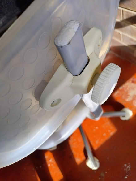 Photo of free Desk chair (Stretford M32) #2
