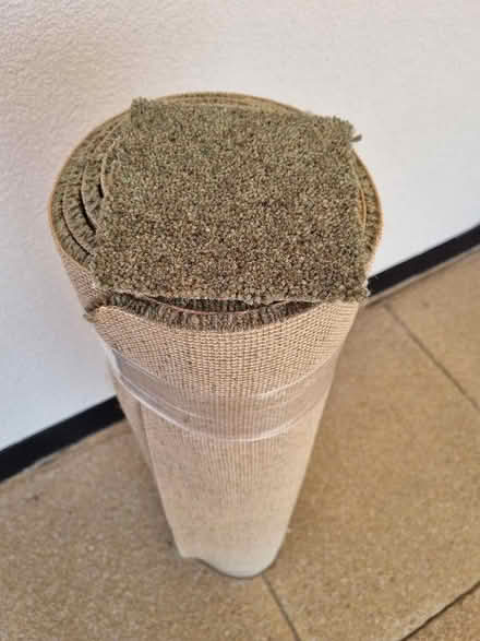 Photo of free Carpet off cut (Runwell SS11) #1