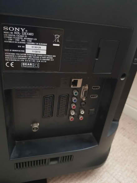 Photo of free Old 32" Sony TV (NR5) #2