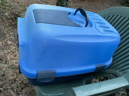 Photo of free Covered cat litter tray with open bag of litter (Northaw EN6) #1