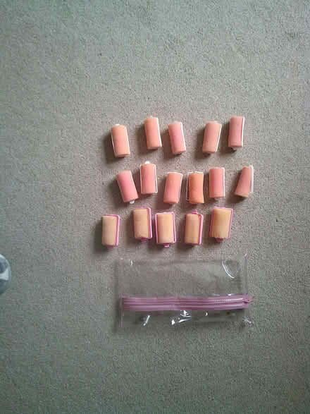 Photo of free Hair curlers (Fords Farm RG31) #1