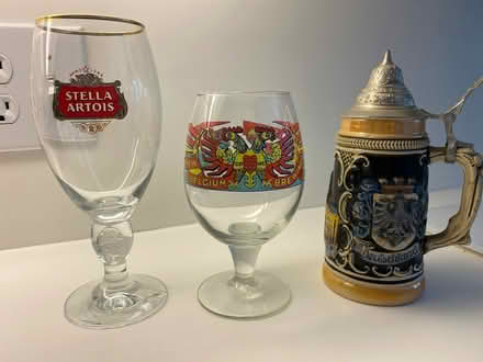 Photo of free Beer glasses (Cambridge Dr in Dunwoody) #1