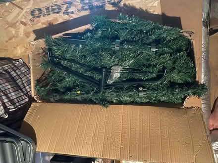 Photo of free 7ft (213 cm) Mixed Woodland Pine Christmas Tree Indoor Use a (Bruton BA10) #2