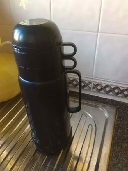 Photo of free large thermos flask (Queens Park CM12) #1