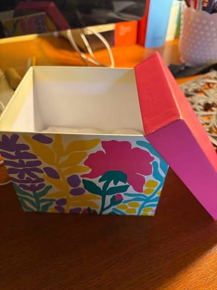 Photo of free Pretty box (Ossining) #2