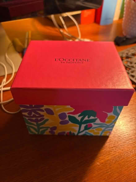 Photo of free Pretty box (Ossining) #1