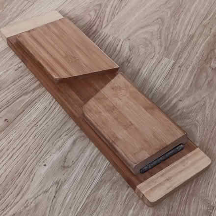 Photo of free foldaway kneeling bench (Bussage GL6) #1