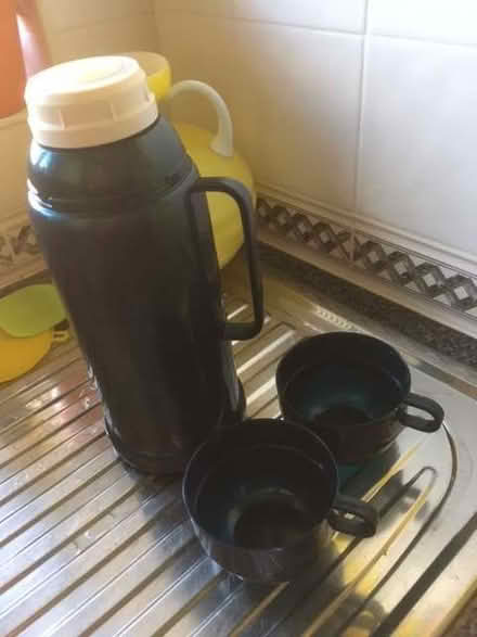 Photo of free large thermos flask (Queens Park CM12) #2